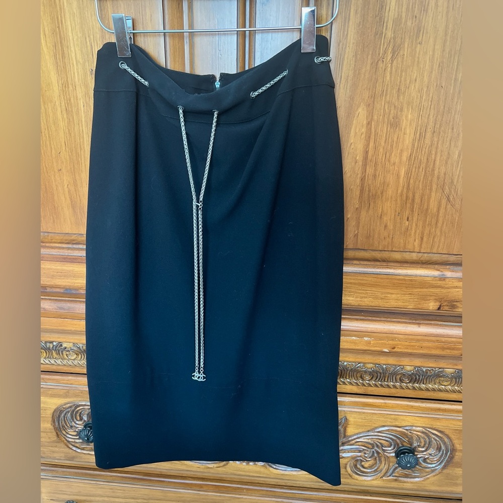 CHANEL classic black skirt with chain accent belt cc
